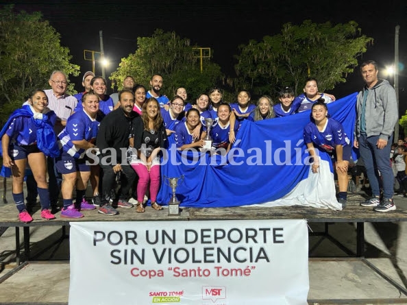 La “Copa Ciudad de Santo Tomé” coronó a sus campeones