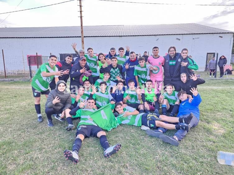 Liga Santafesina: Don Salvador goleó en su visita a Los Juveniles