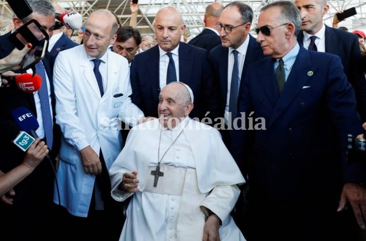 El Papa Francisco después de haber sido dado de alta del Hospital Gemelli.