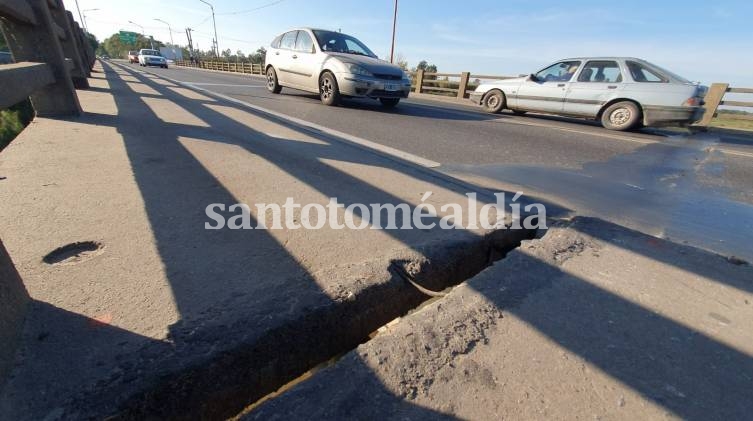 Esta noche, Vialidad Nacional comienza a reparar la junta deteriorada en el Puente Carretero