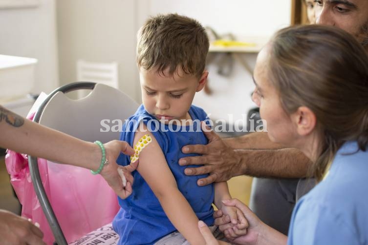 Martonaro: “En la última semana aumentó más de 5% la vacunación antigripal pediátrica”