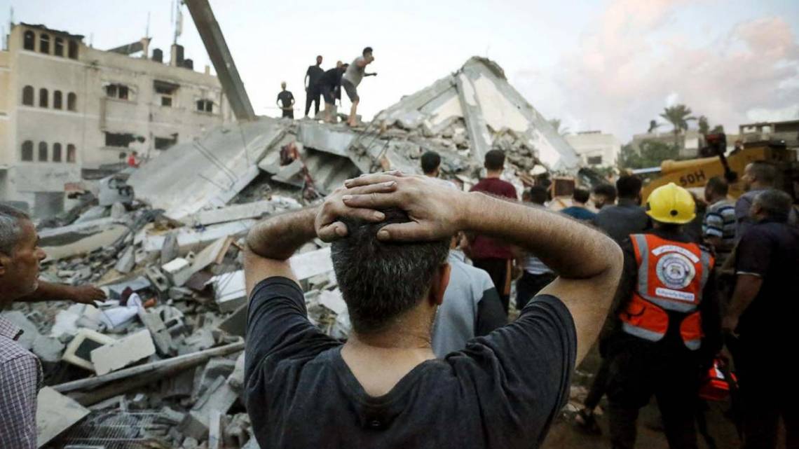  Restos de edificios bombardeados en Gaza. (Foto: AFP)