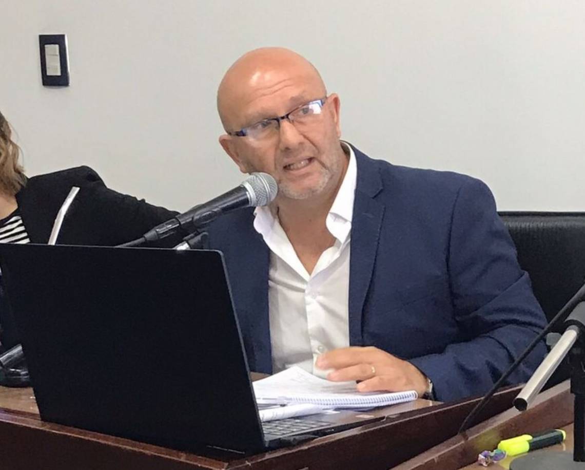 Crítico comunicado del concejal Mario Montenegro a las primeras decisiones del intendente municipal
