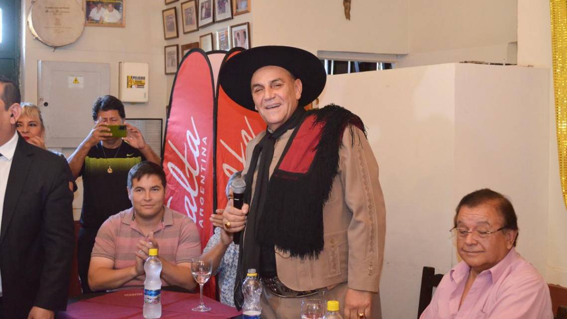  El chaqueño Palavecino, presente en la presentación de la grilla de artistas del festival de Cosquín. (Foto: Télam)