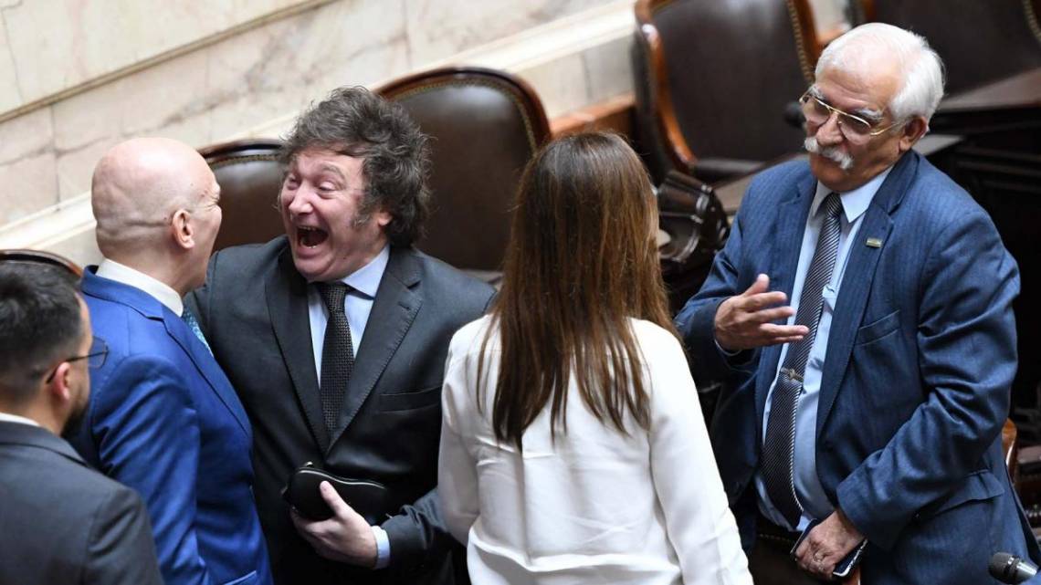 La Asamblea Legislativa proclamó este miércoles formalmente la fórmula presidencial integrada por Javier Milei y Victoria Villarruel. (Foto: Télam)