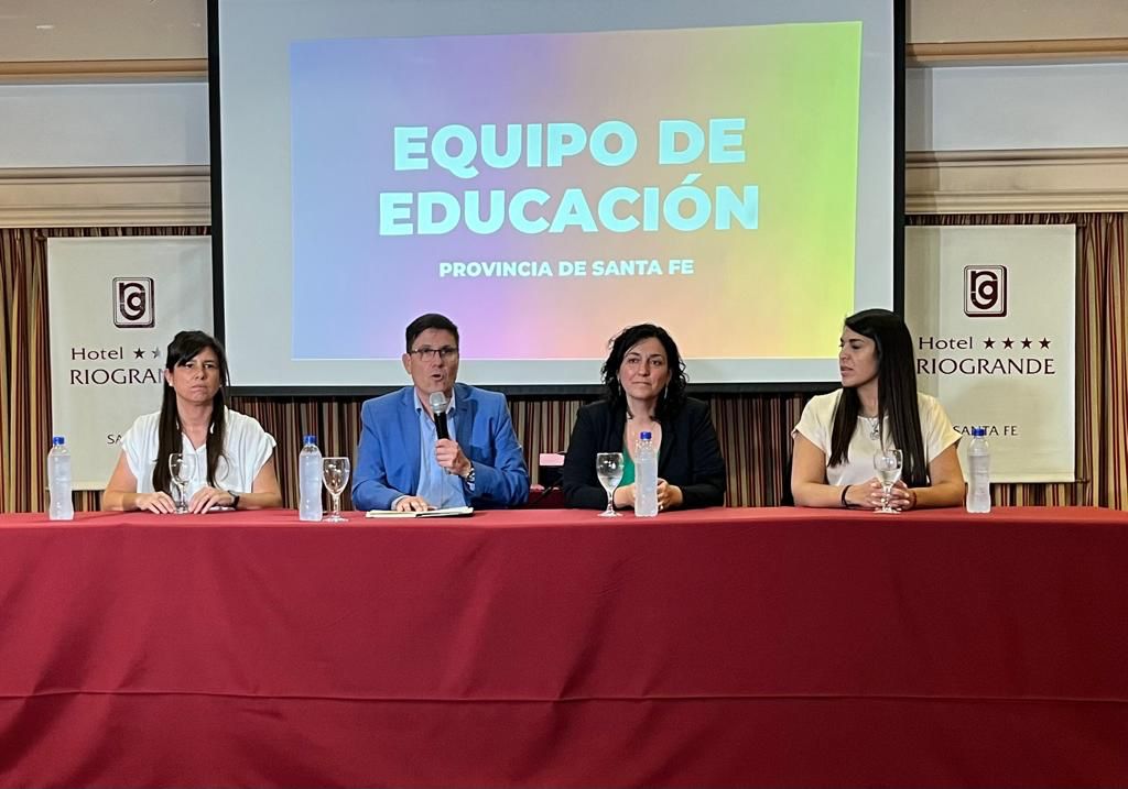 José Goity, futuro ministro de Educación, encabezó la presentación de este viernes. (Foto: Prensa Pullaro)