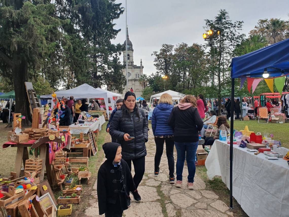La Municipalidad invita a una Feria Navideña en la Plaza Libertad