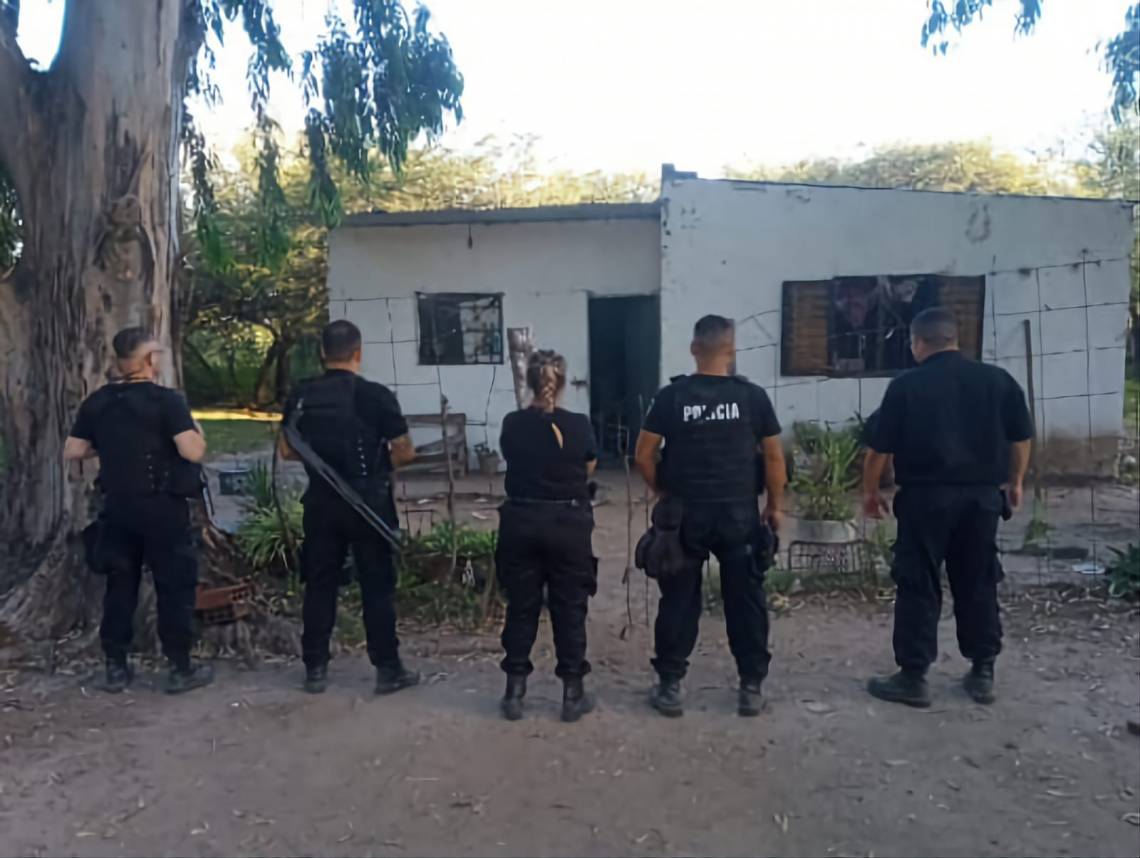 Costa Azul: tras el tiroteo del martes, trasladaron a siete personas y secuestraron drogas, armas y municiones