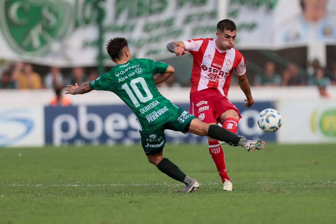 Unión reaccionó a tiempo y le dio vuelta el partido a Sarmiento en Junín