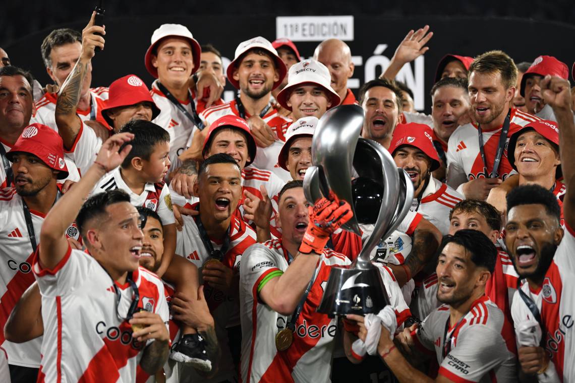 River le ganó 2-1 a Estudiantes y se consagró campeón de la Supercopa Argentina