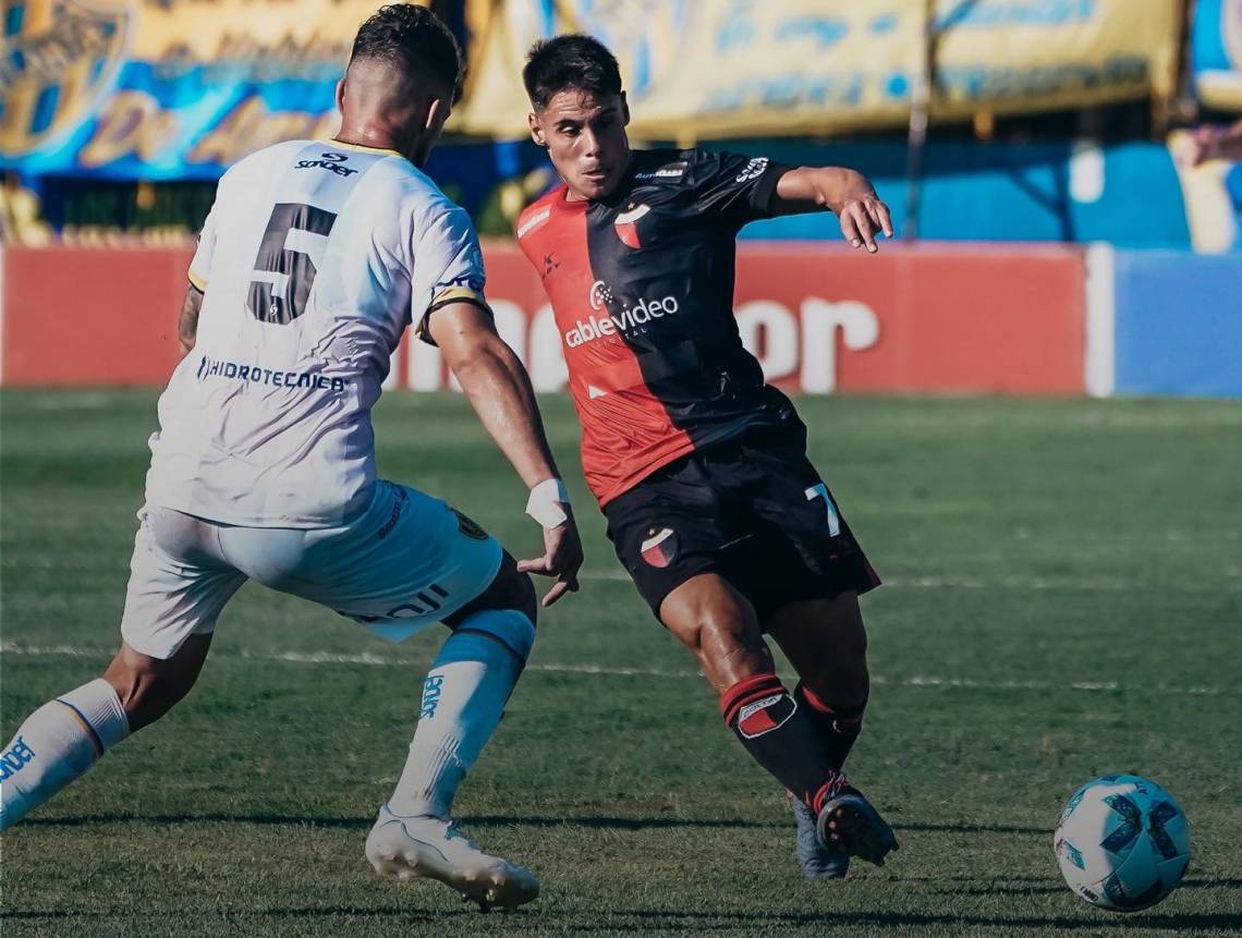 Colón juega este domingo por la tarde como visitante ante Mitre. (Foto: CAC)