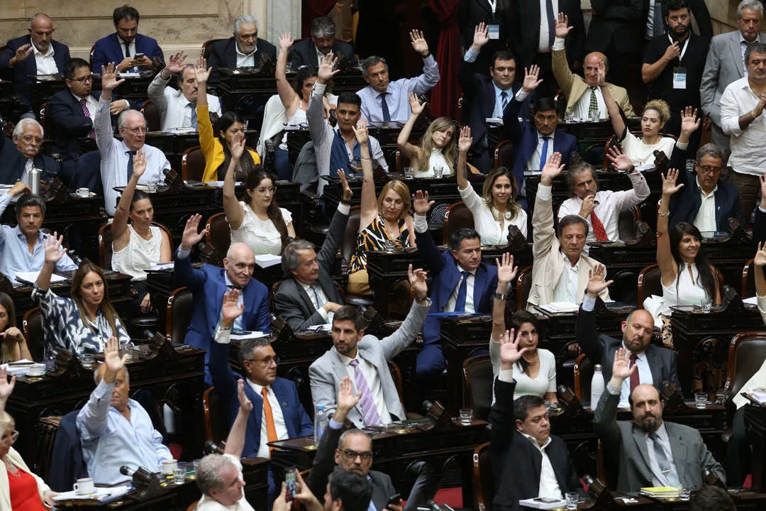 El PRO, como ya había anticipado, acompañó en su totalidad. (Foto: NA)