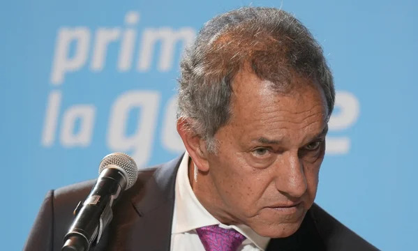 Scioli dijo que a Milei deberían otorgarle el Premio Nobel de Economía: 