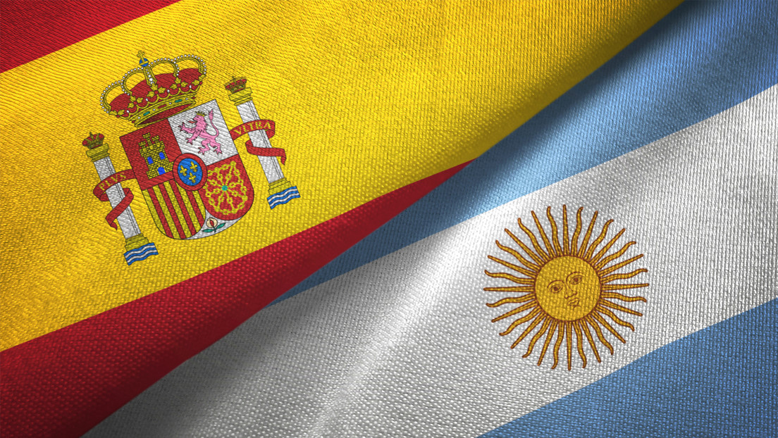 España y Argentina, inmersos en una crisis diplomática. (Crédito:Oleksii Liskonih)