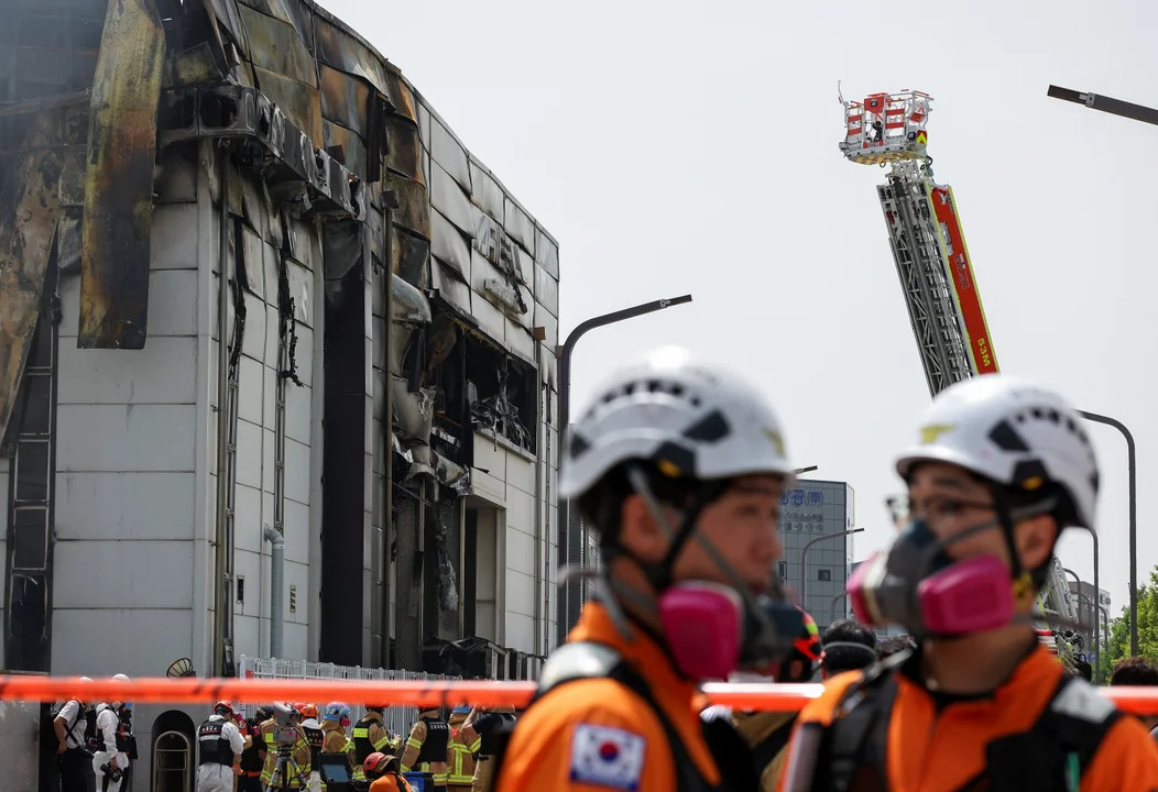 Trágico incendio en una fábrica de baterías en Corea del Sur: 22 muertos y 5 desaparecidos