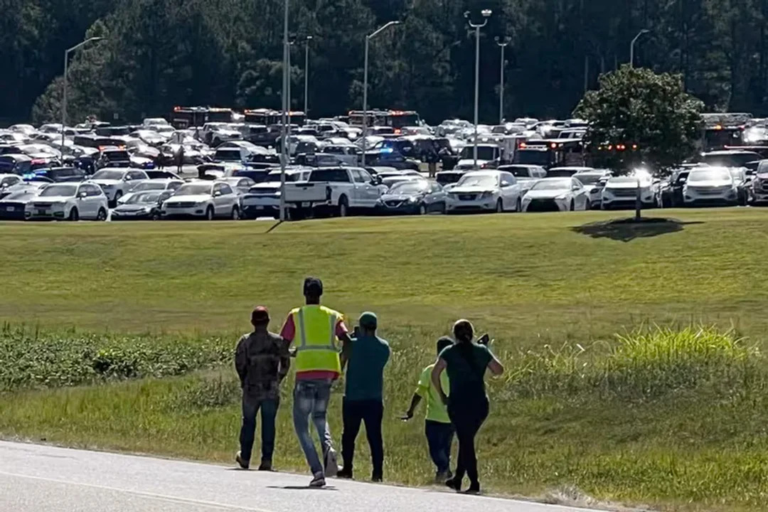 Cuatro muertos y más de 30 heridos tras un tiroteo en una escuela de Georgia: detuvieron a un estudiante de 14 años