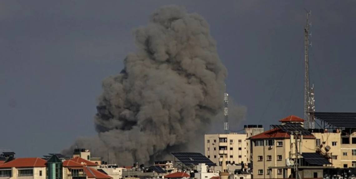 Ataque aéreo israelí en el norte de Gaza dejó al menos 150 muertos y heridos