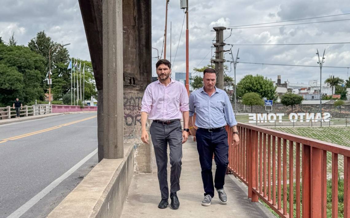 Pullaro anunció que el 20 de diciembre Provincia licita el nuevo puente  Santa Fe-Santo Tomé 