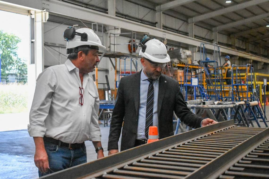 Gustavo Puccini, recorrió empresas de Rosario con el objetivo de analizar su inserción en mercados internacionales.