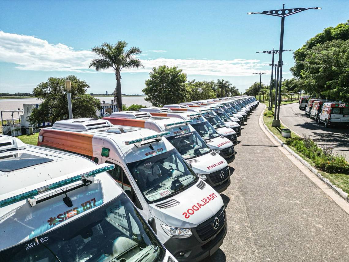 El Hospital SAMCo  recibe una de las 174 ambulancias adquiridas por Provincia. (Foto: GSF)