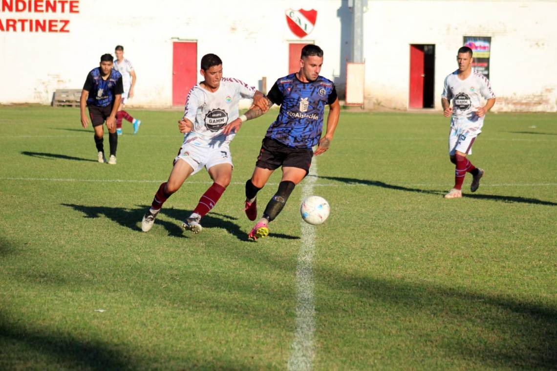 Este sábado debutan los santotomesinos en la Liga Santafesina de Fútbol. (Foto de Archivo)