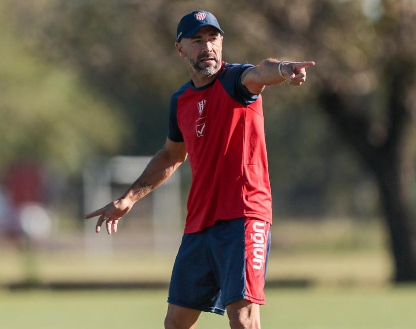 Unión anunció la salida de Kily González.