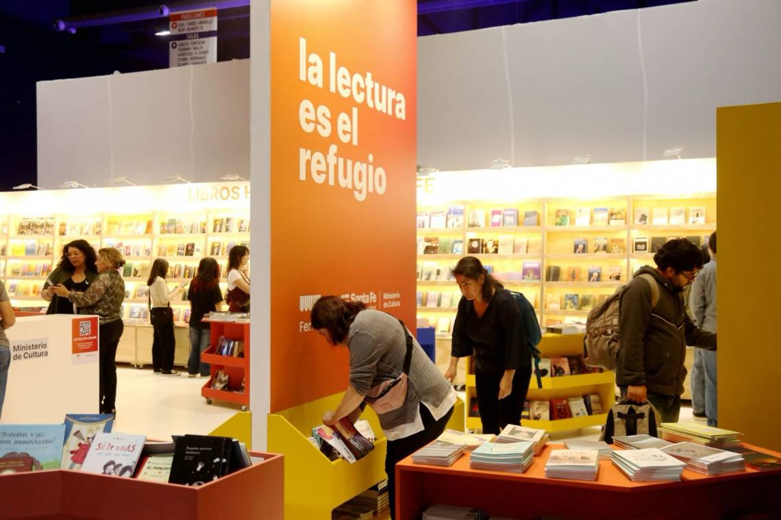 Santa Fe incrementó un 35 % sus ventas editoriales en la Feria del Libro de Buenos Aires