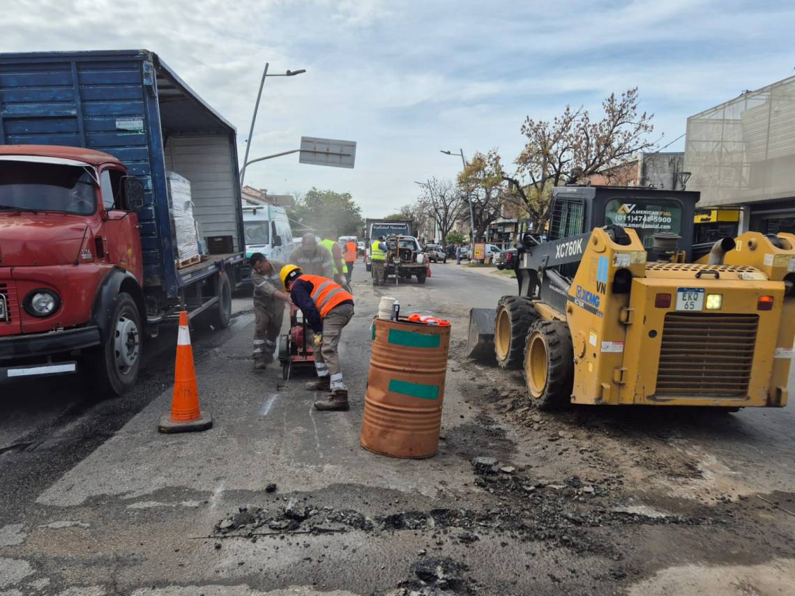 Cinco esquinas: comenzaron los arreglos sobre 7 de Marzo y habrá circulación restringida durante varios días