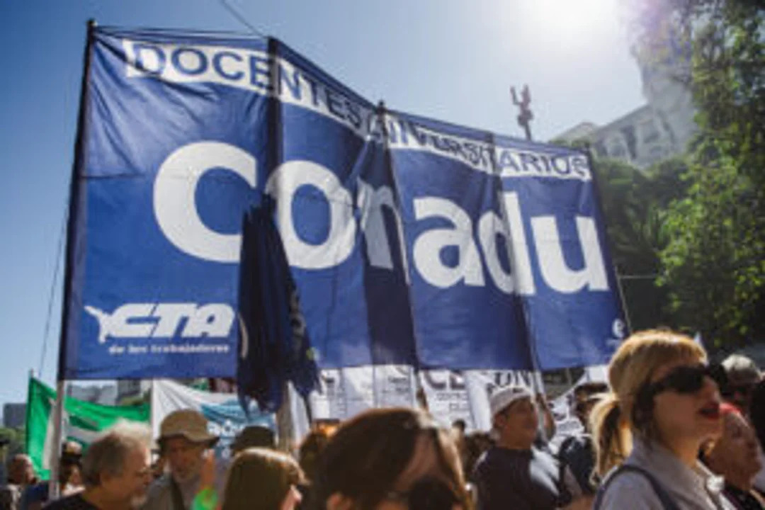Convocan a una nueva Marcha Federal Universitaria por reclamo salarial