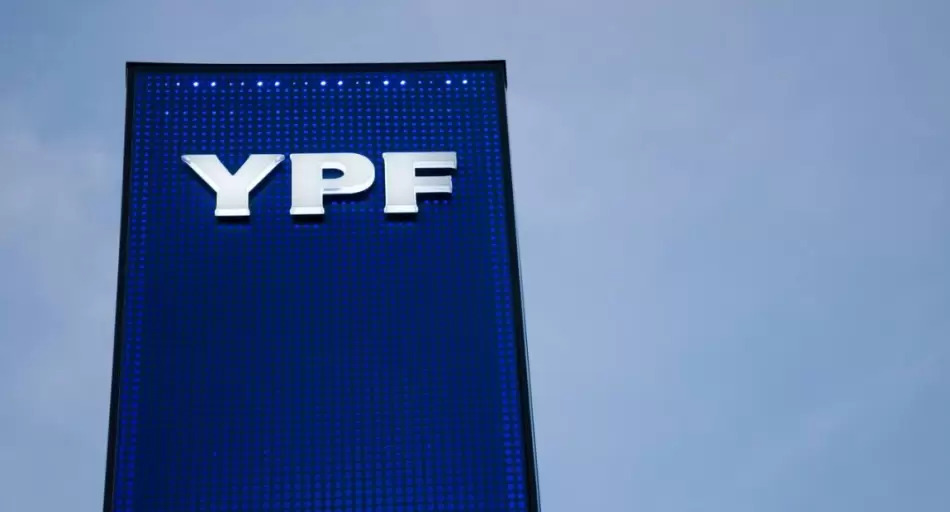 Fallo en EE.UU.: ordenan a la Argentina entregar el 51% de YPF a fondos demandantes