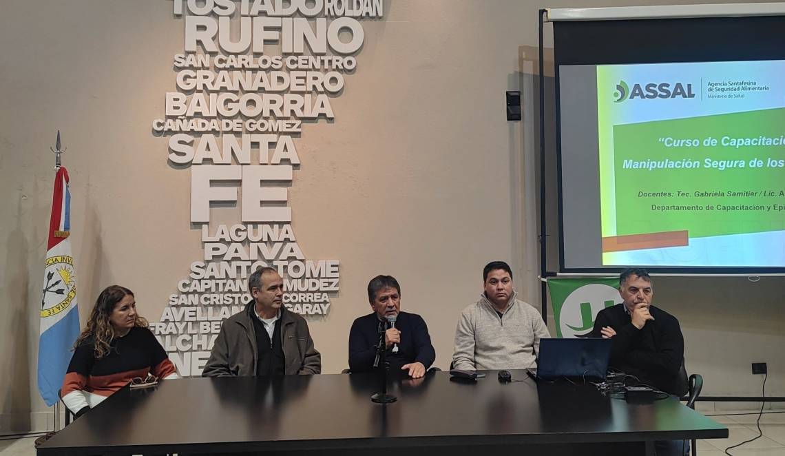 Más de cien trabajadores participaron de una capacitación en manipulación segura de alimentos. (Foto: Prensa FESTRAM)