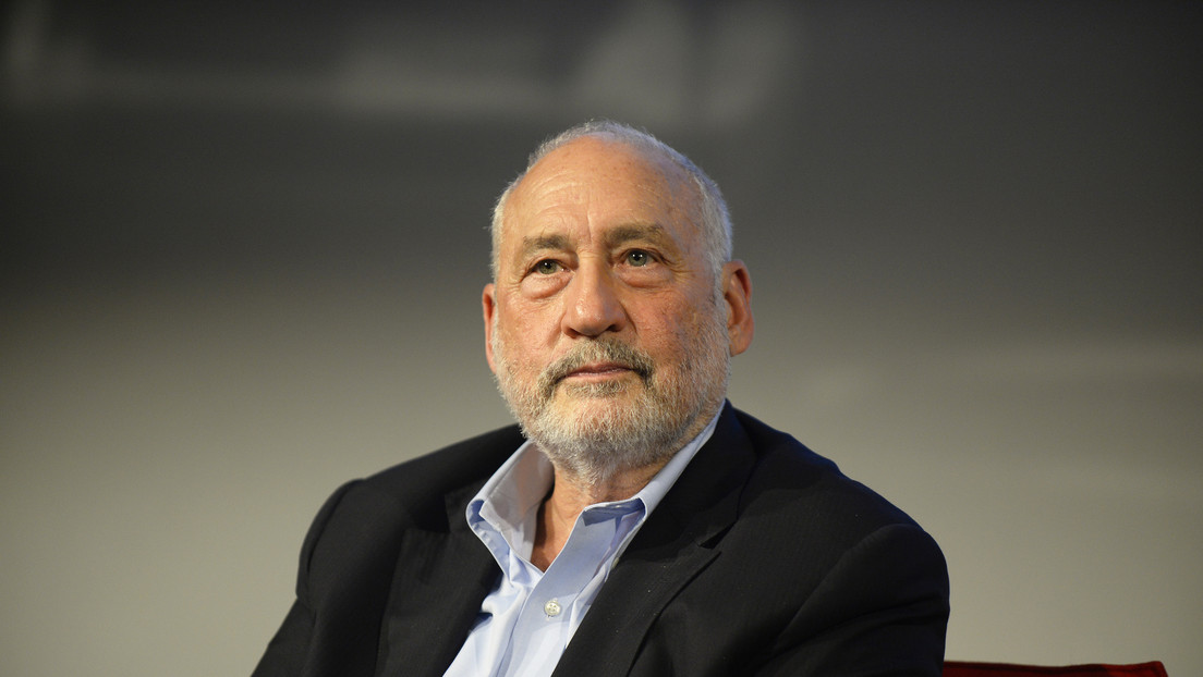 El Nobel de Economía Joseph Stiglitz advirtió que Argentina “está en la puerta de otra crisis” por el endeudamiento