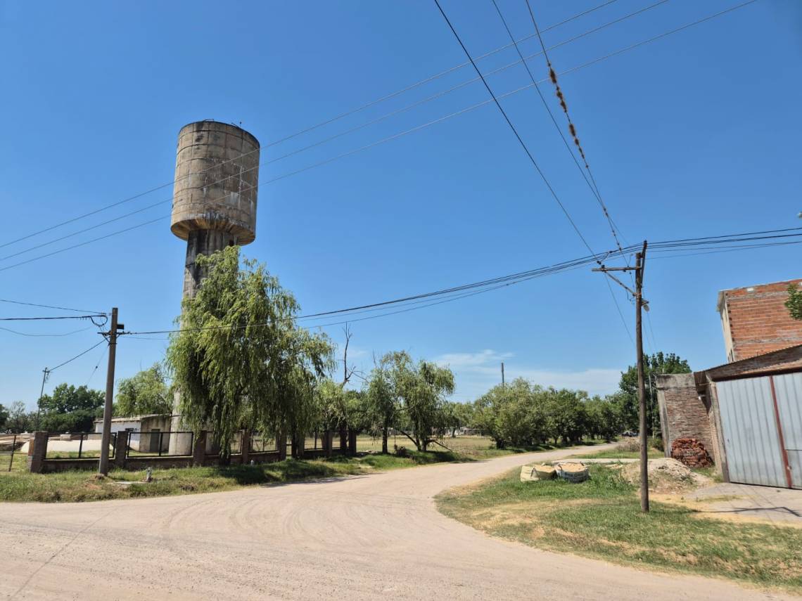 El tanque que abastece el sector de Villa Adelina Centro y Oeste. (Crédito: STD)