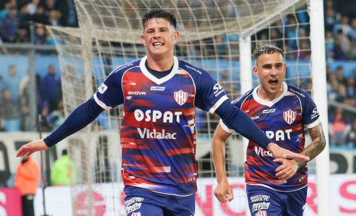 Estigarribia celebra el primer gol de Unión. (Foto: Club Unión)