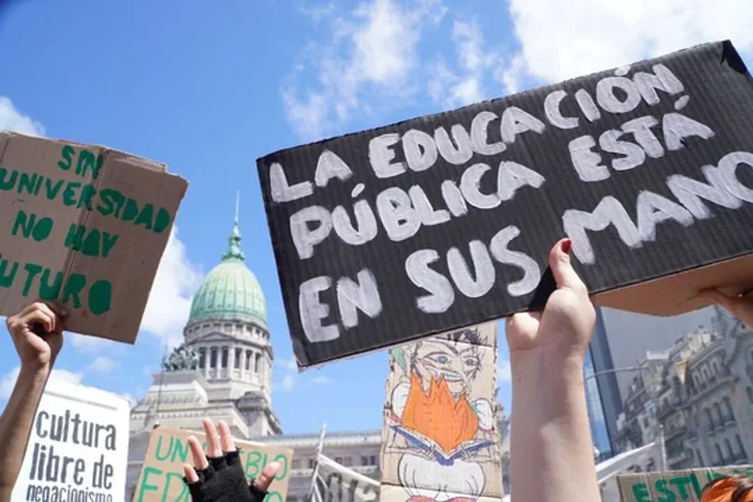 Javier Milei vetó por completo la Ley de Financiamiento Universitario y Recomposición Salarial Docente