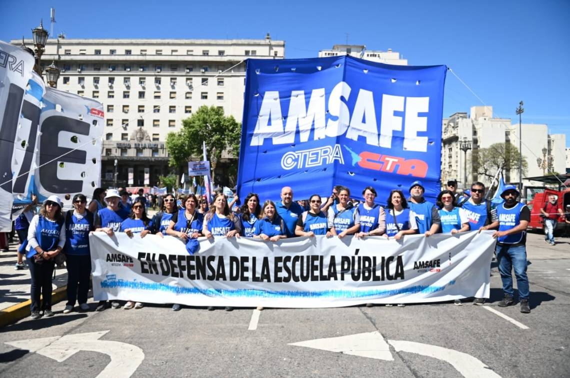Paro docente: AMSAFE se sumó a la protesta frente al Ministerio de Educación. (Foto: AMSAFE)