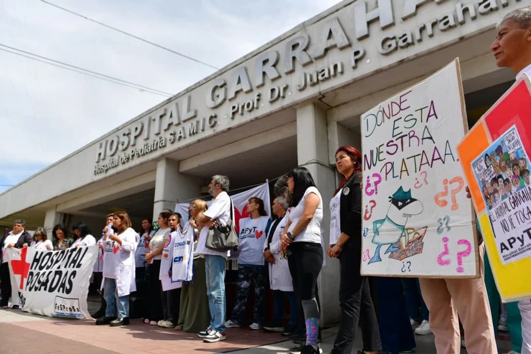 Trabajadores del Garrahan marcharán el sábado a Olivos para exigir cumplimiento de leyes votadas por el Congreso