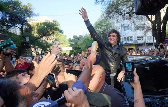 Javier Milei llega a Santiago del Estero y Tucumán en el tramo final de su gira nacional