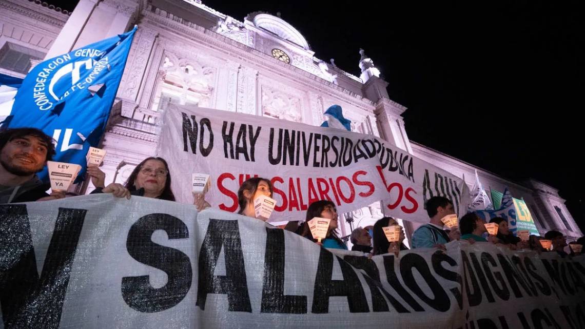 Docentes universitarios paran tres días el 12, 13 y 14 de noviembre
