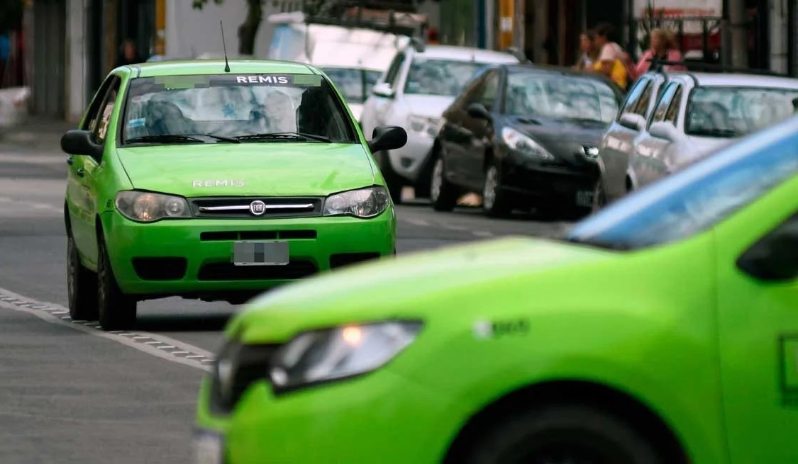 Santa Fe flexibiliza el servicio de taxis y remises