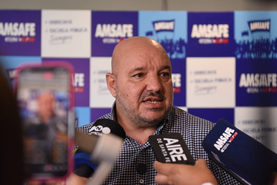 AMSAFE rechazó el aumento del 3,8%: “El Gobierno provincial ajusta sin diálogo y con sumas en negro”