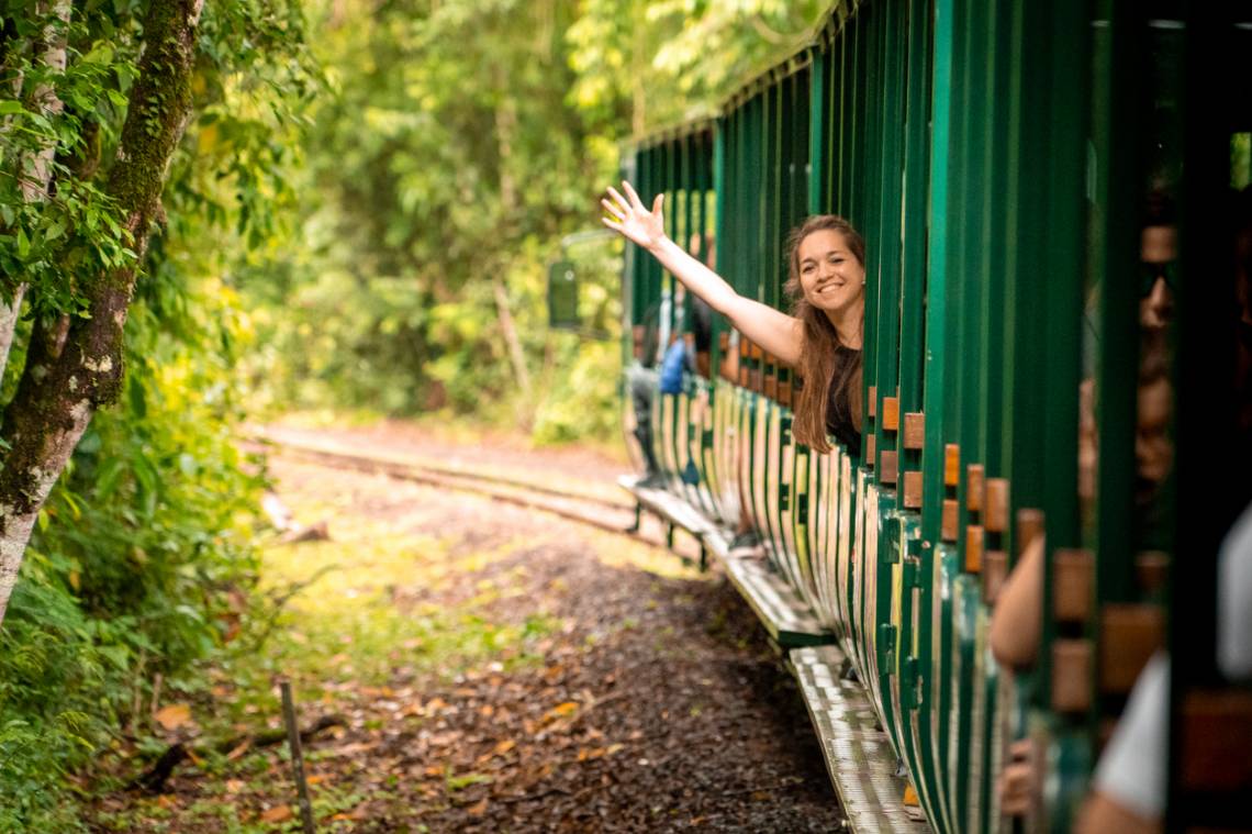 Finde largo: viajaron un 21% más de turistas y el gasto total creció un 34%