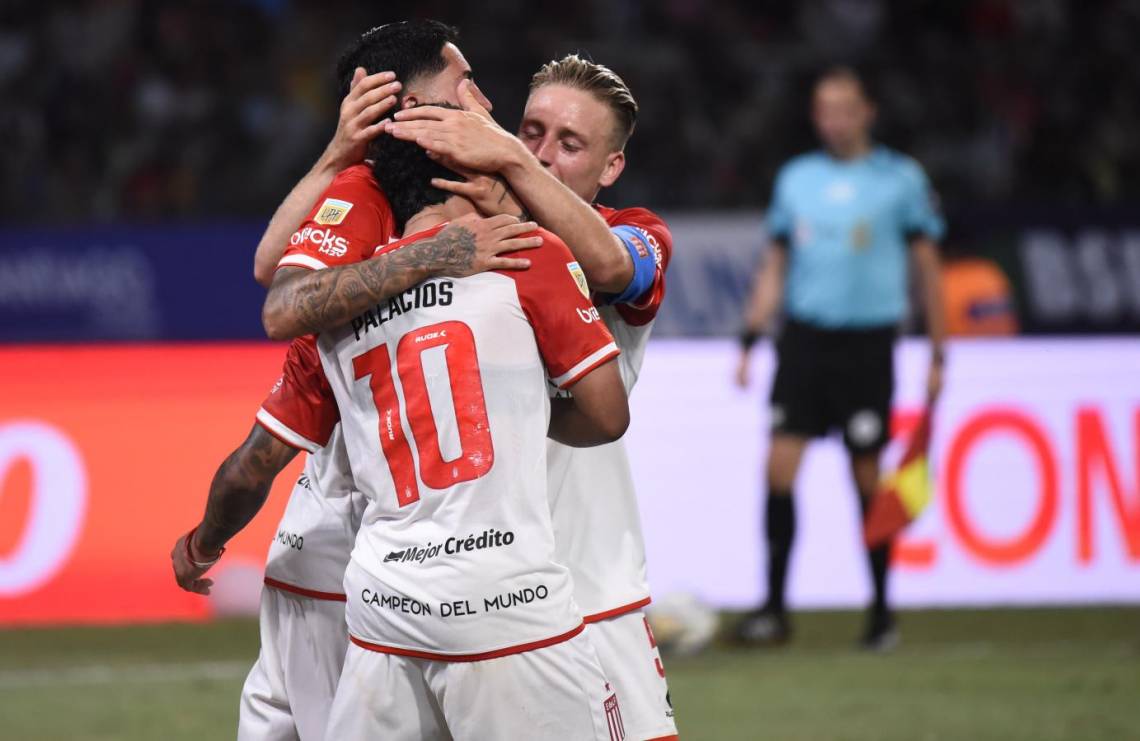 El Pincha se hizo fuerte en Santiago del Estero y ganó 1-0 ante el Ferroviario. 