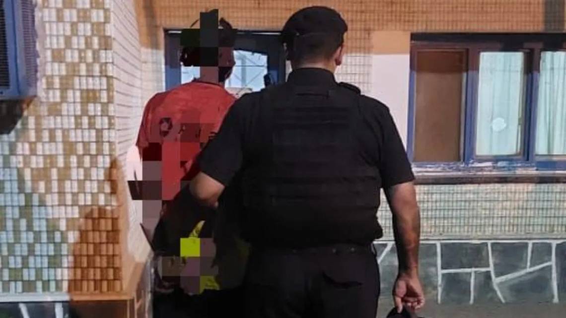 Detenido en la zona de Sarmiento y Almaraz por tener un pedido de captura vigente