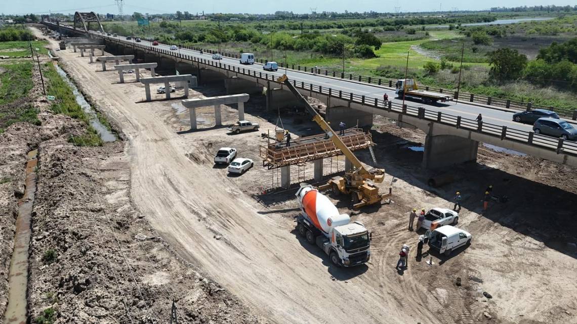 Violento episodio contra trabajadores en la obra del nuevo puente