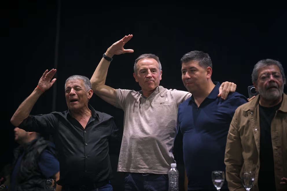 Entre presiones de la CGT y del empresariado, este fin de semana redactarán la versión definitiva de la reforma laboral