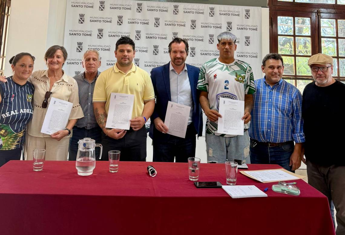 Real Adelina tendrá su sede propia: la Municipalidad firmó un contrato de comodato con el club