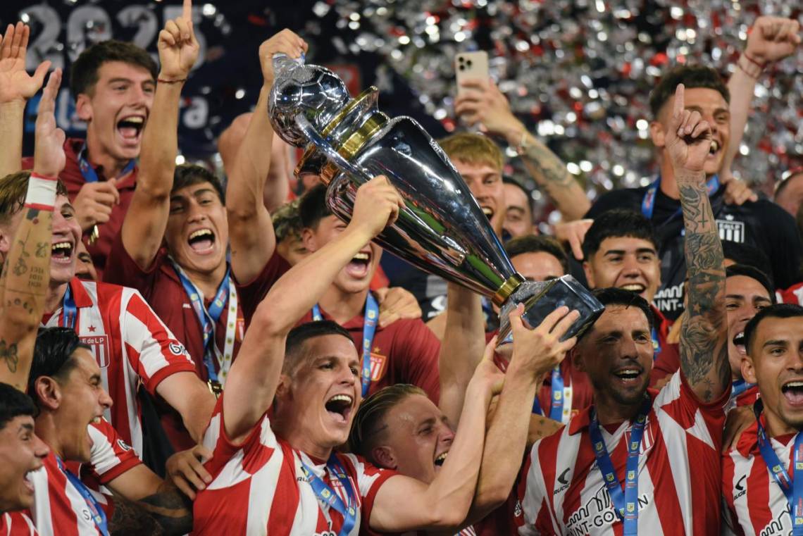 Estudiantes se coronó campeón del Torneo Clausura tras vencer a Racing por penales