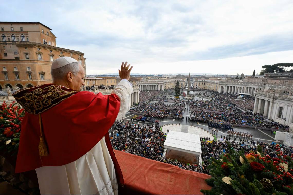 El papa León XIV celebró su primera misa de Navidad y pidió por la paz mundial