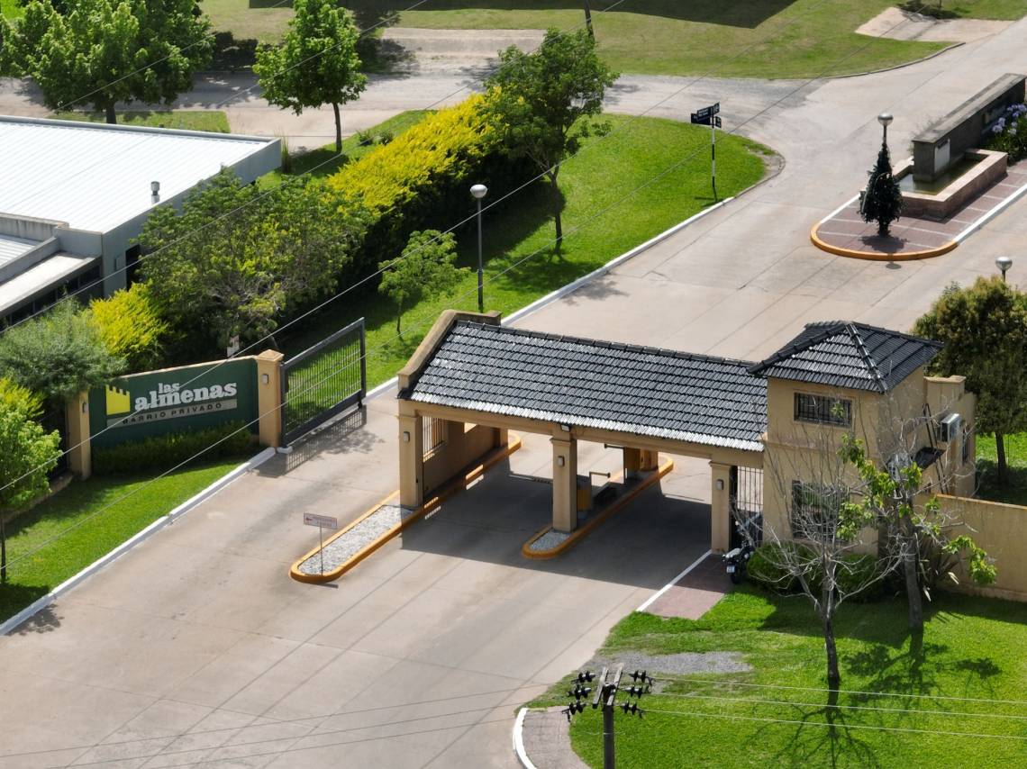 Otro robo en un country: robaron armas de guerra en una vivienda de barrio Las Almenas